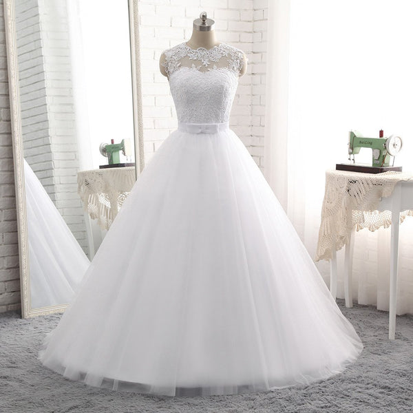 Women's Lace-Up Long Wedding Dress With Appliques | ZORKET